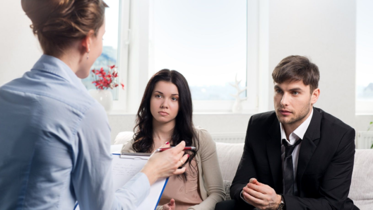 How and Why Hire a Lawyer for a Divorce